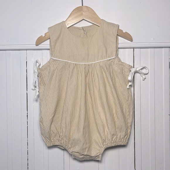 SOUTHERN SUNSHINE KIDS EUC 100% Cotton Neutral Beige Side Tie Bubble - Picture 1 of 1